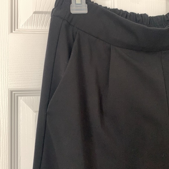 Black, Relaxed-fit Slacks - Picture 3 of 5